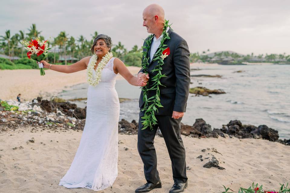 Kona Wedding Officiant® Hawaii