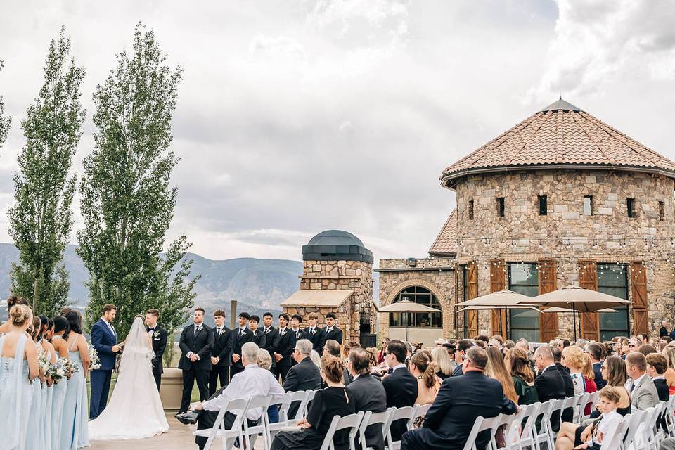 Spring wedding with Pikes Peak