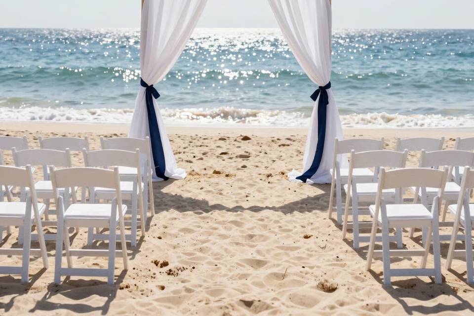 HEA_Beach_Ceremony_The_Knot_Ready.jpg