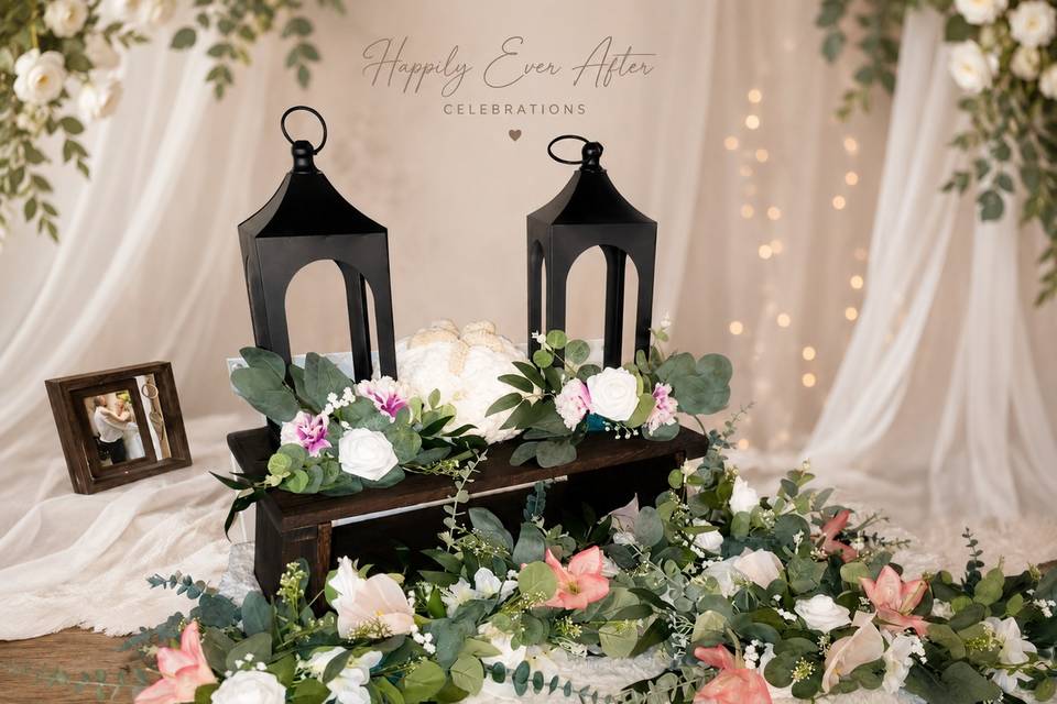 HEA_Decor_Lanterns_The_Knot_Ready.jpg
