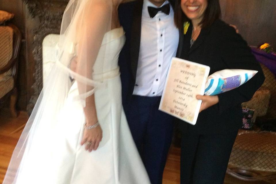 Sara Shonfeld - Rabbi & Interfaith Officiant