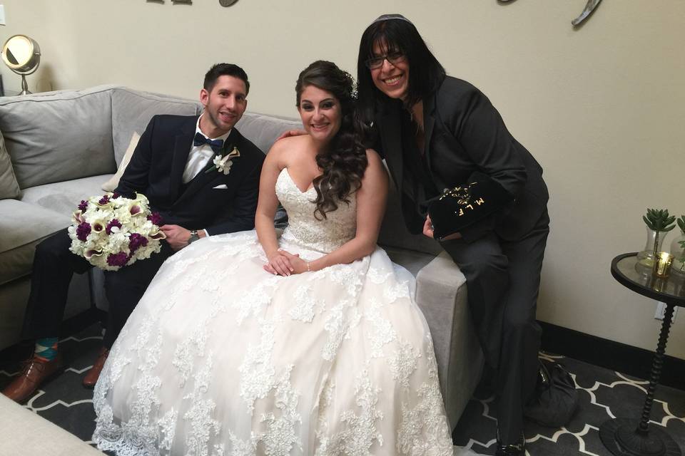 Sara Shonfeld - Rabbi & Interfaith Officiant