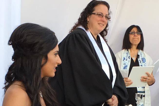 Sara Shonfeld - Rabbi & Interfaith Officiant