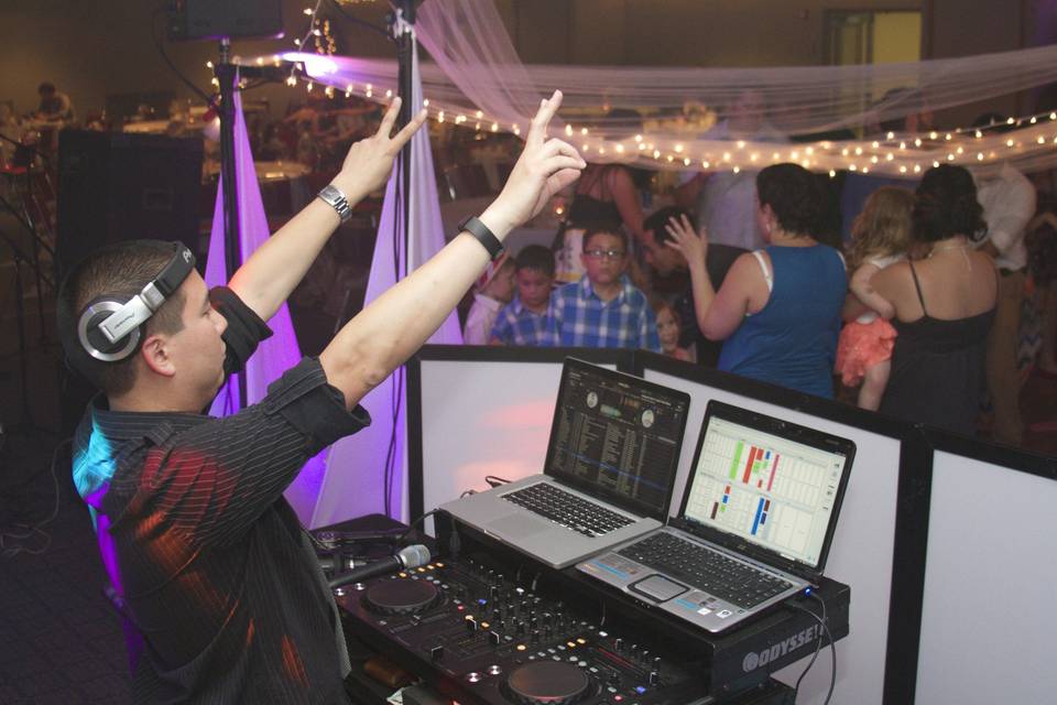 R&R Sound and Lighting DJ Service