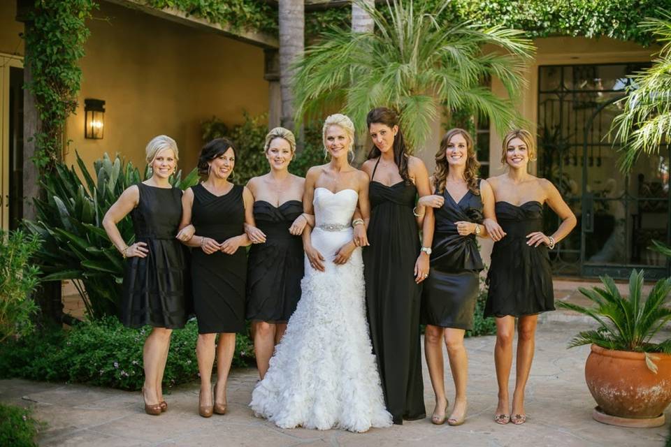 The bride with her bridesmaids