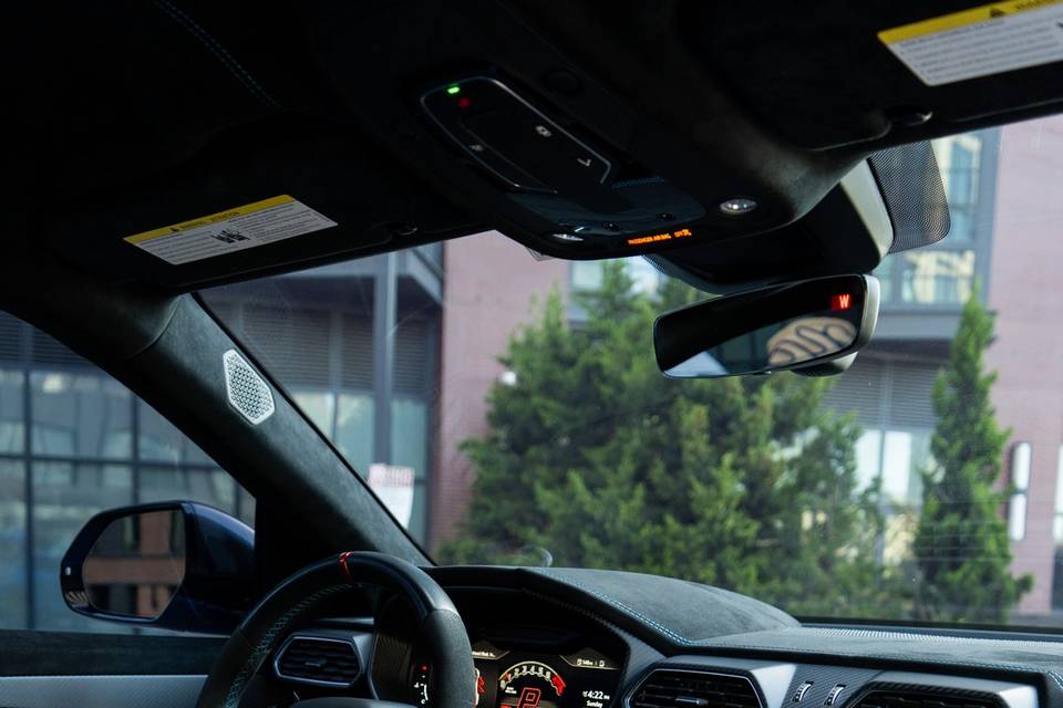Urus Performante Cockpit