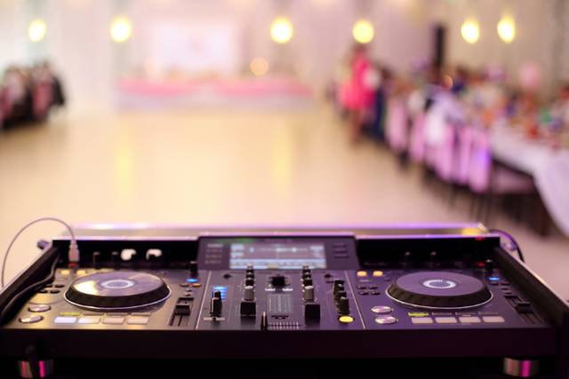 DJRenzo