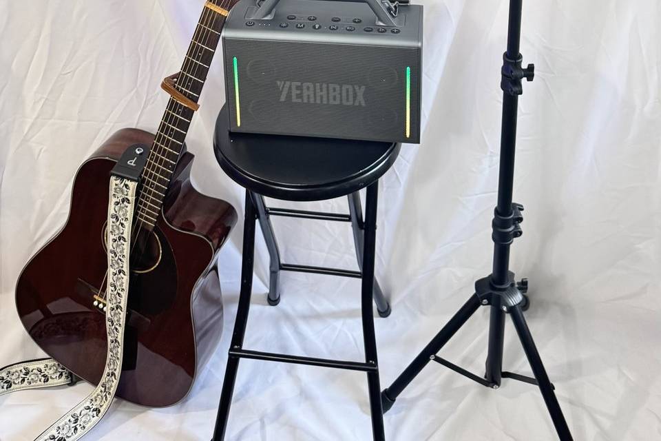 DJRenzo small live music