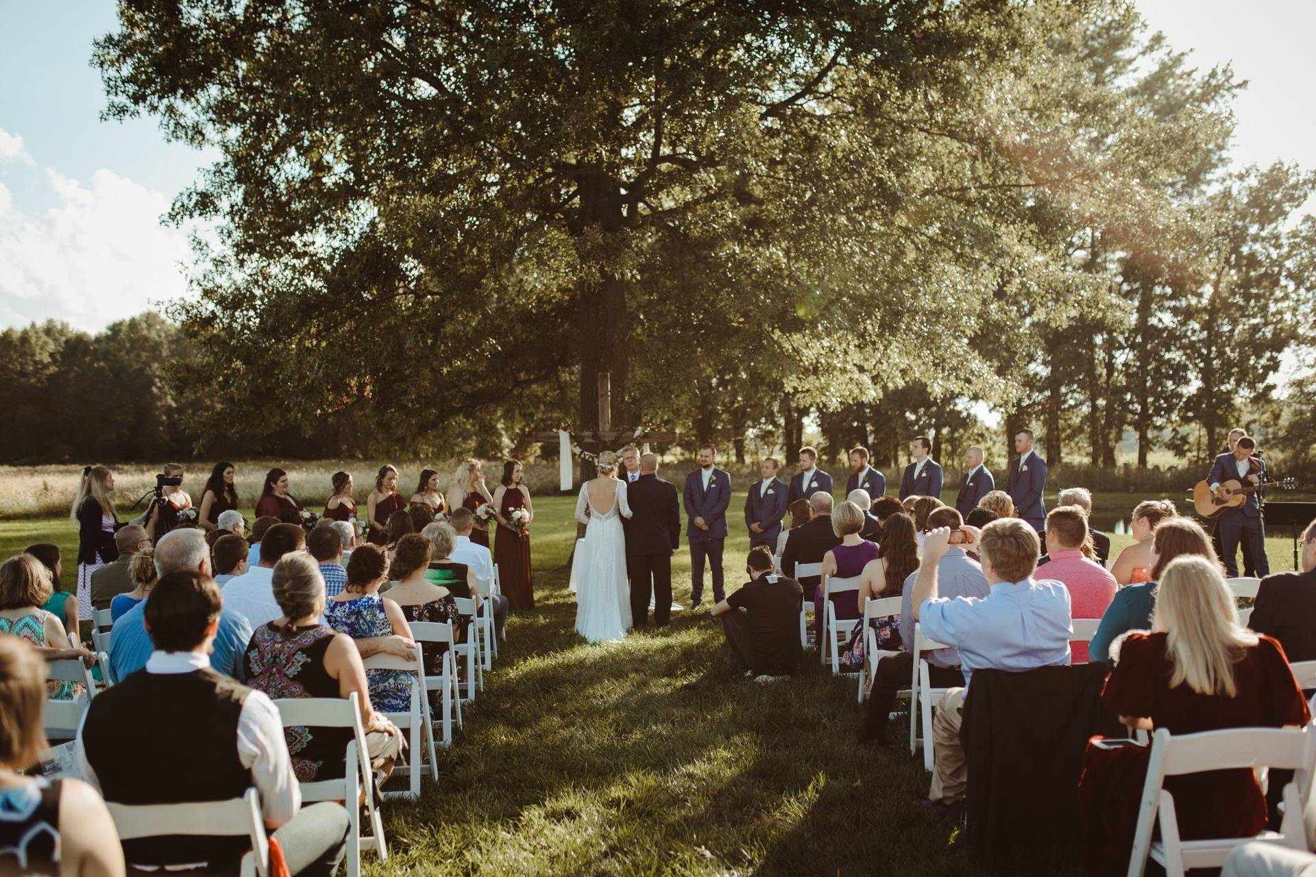 Jorgensen Farms: Historic Barn & Oak Grove - Venue - Westerville, OH ...