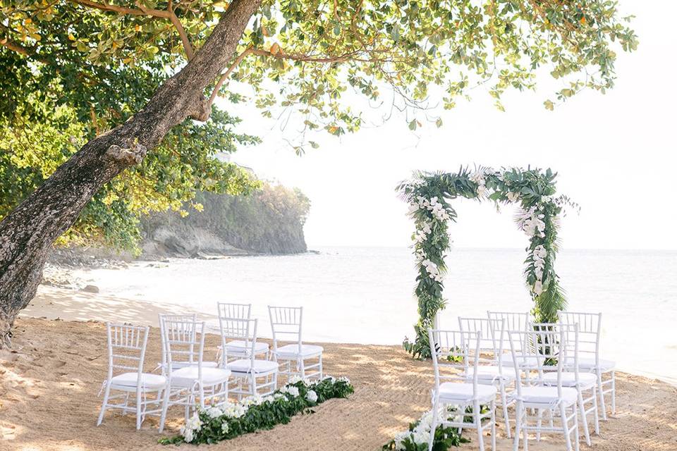 Beachfront ceremony St. Lucia