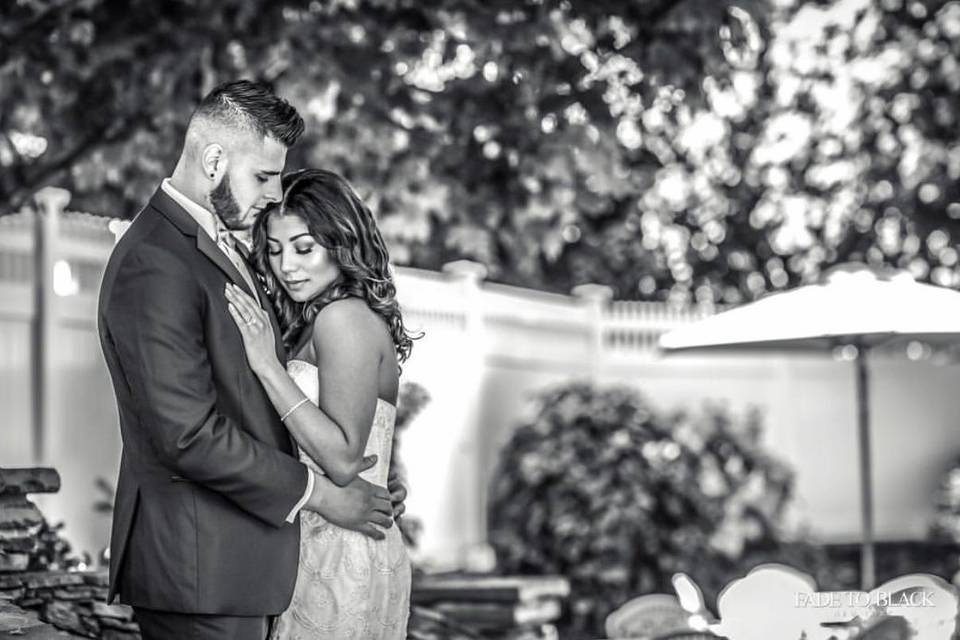 Bride & groom in gardens