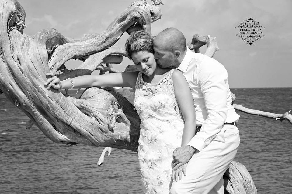 Bella Aruba Event Planning & Photography