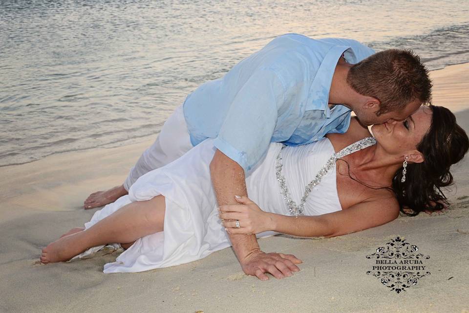 Bella Aruba Event Planning & Photography