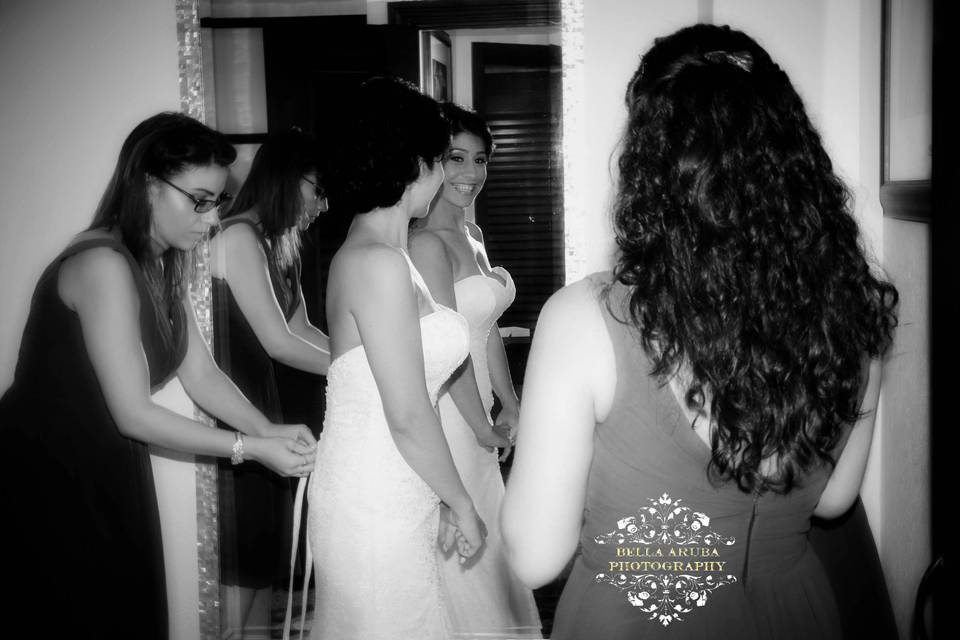 Bella Aruba Event Planning & Photography