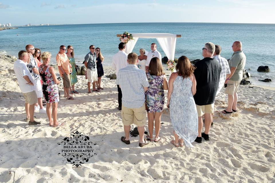 Bella Aruba Event Planning & Photography