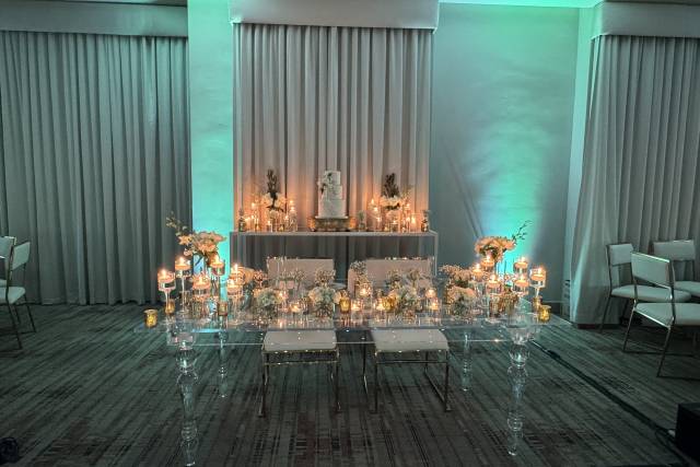 Bride & Groom's Table