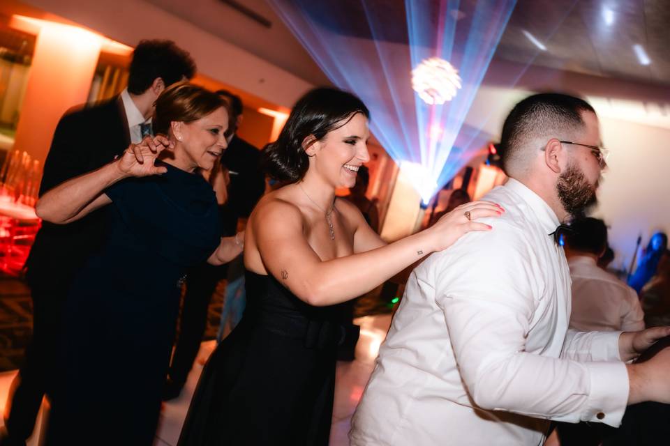 Wedding Party Vibes