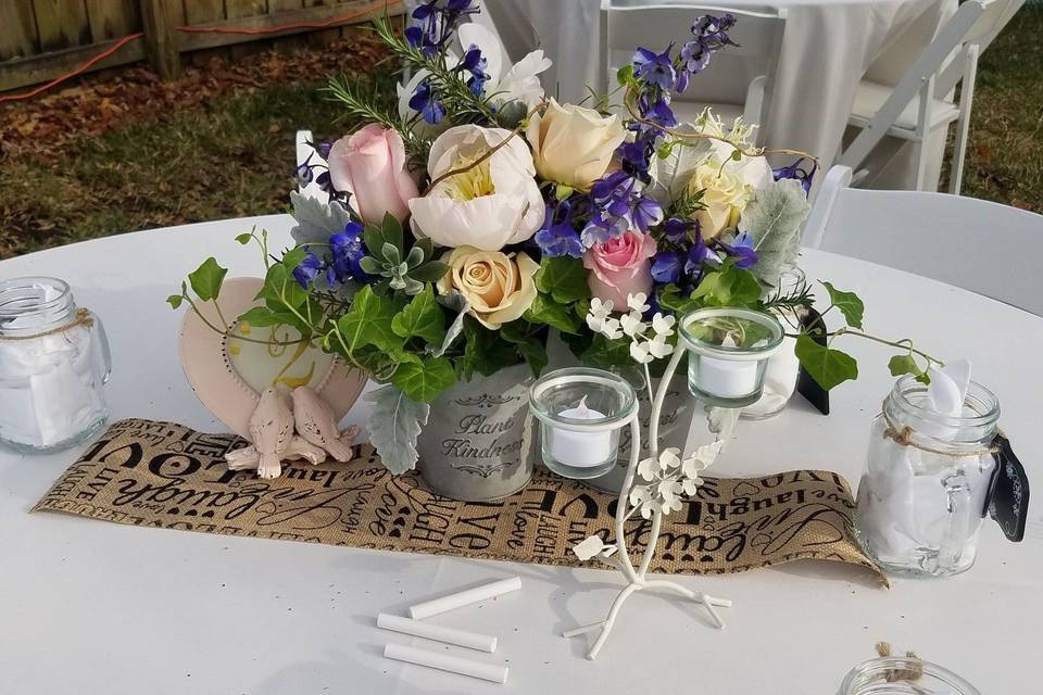 Table centerpiece