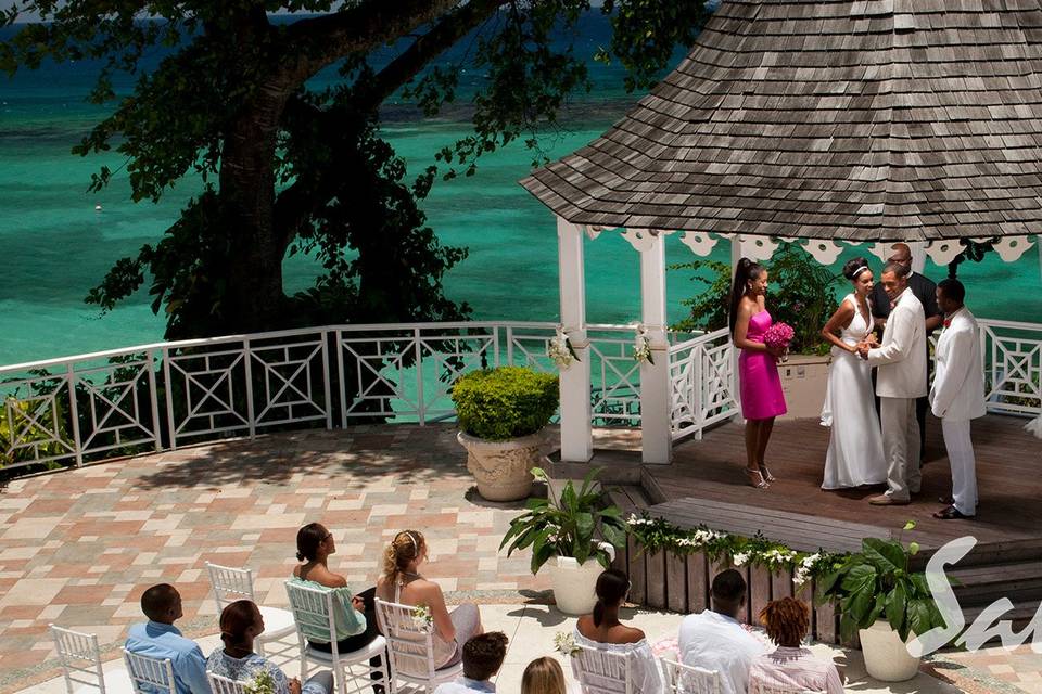 Royal Plantation Gazebo