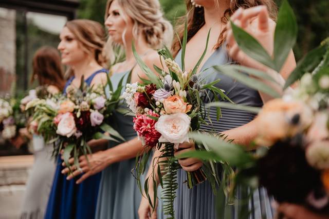 Wedding party florals
