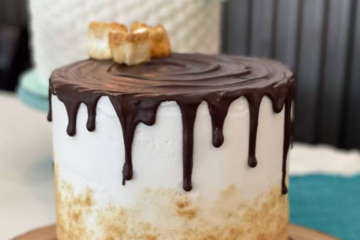 S'mores cake