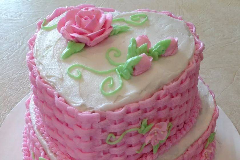 Basketweave iced cake