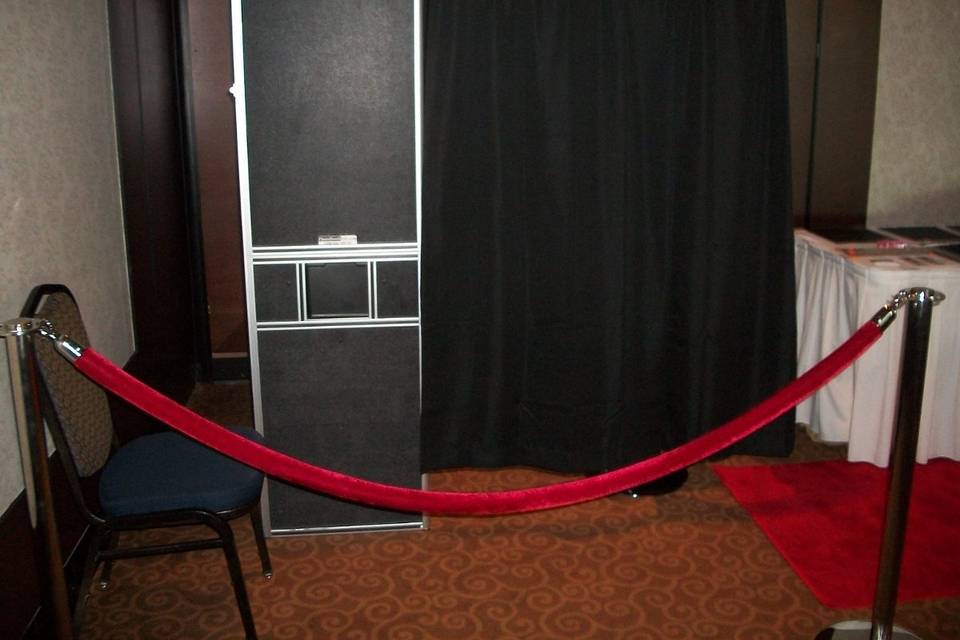 PhotoBoothDJs.com