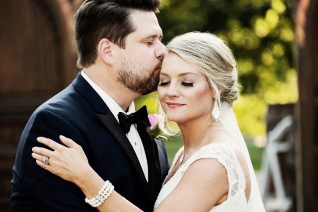 Arkansas Wedding Photographer