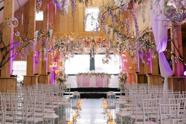 Decor and flowers by us