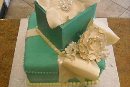 Tiffany Style Box Cake