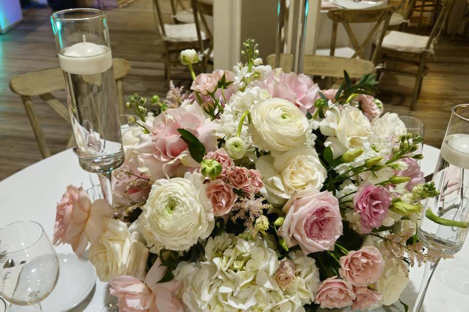 Low compote arrangement