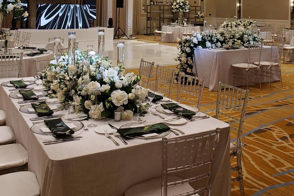 Table hedge arrangement