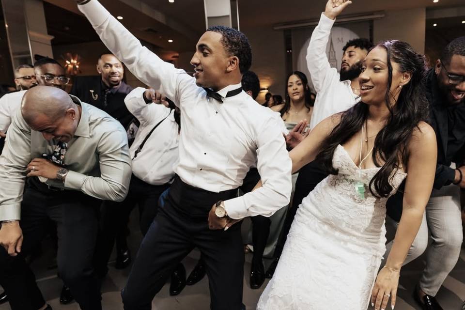 M+T Dance