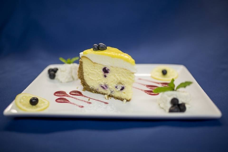 Lemon blueberry cheesecake