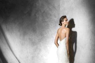 Slimming wedding dress