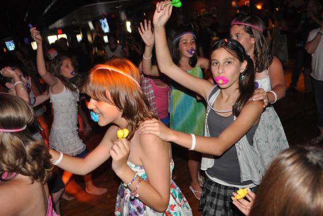 The kids love Let's Dance Entertainment!