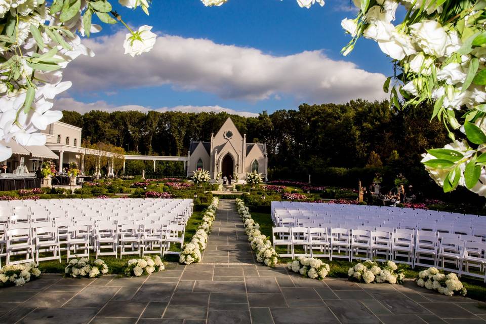 Outdoor ceremony