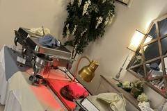 Guest Table
