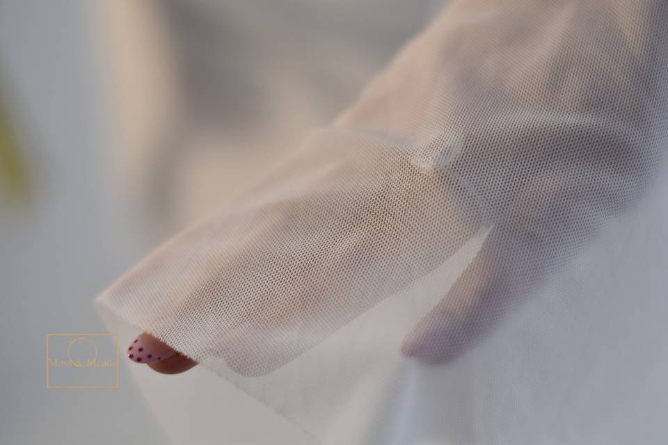 Modern bridal detail