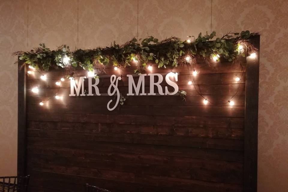 Mr & Mrs Wall