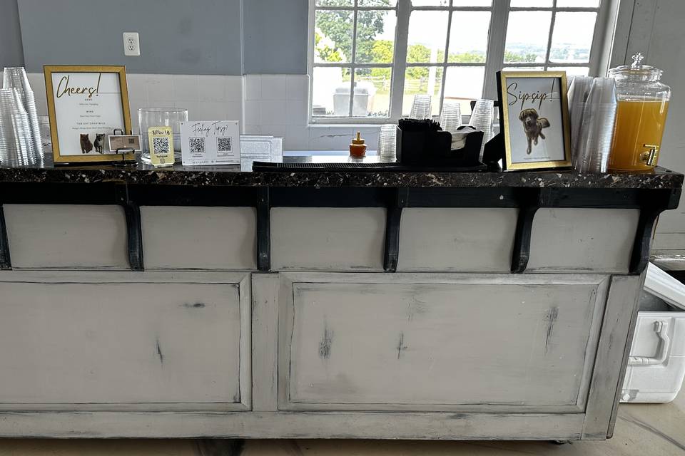 Bar at Lauxmont Farms