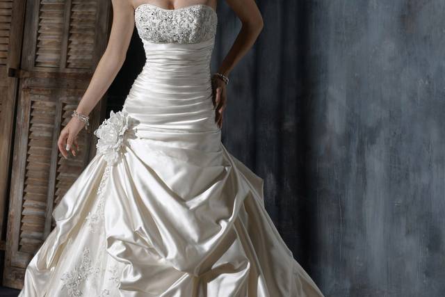 Utah Couture Gowns for Rent | Olivia's Rentals