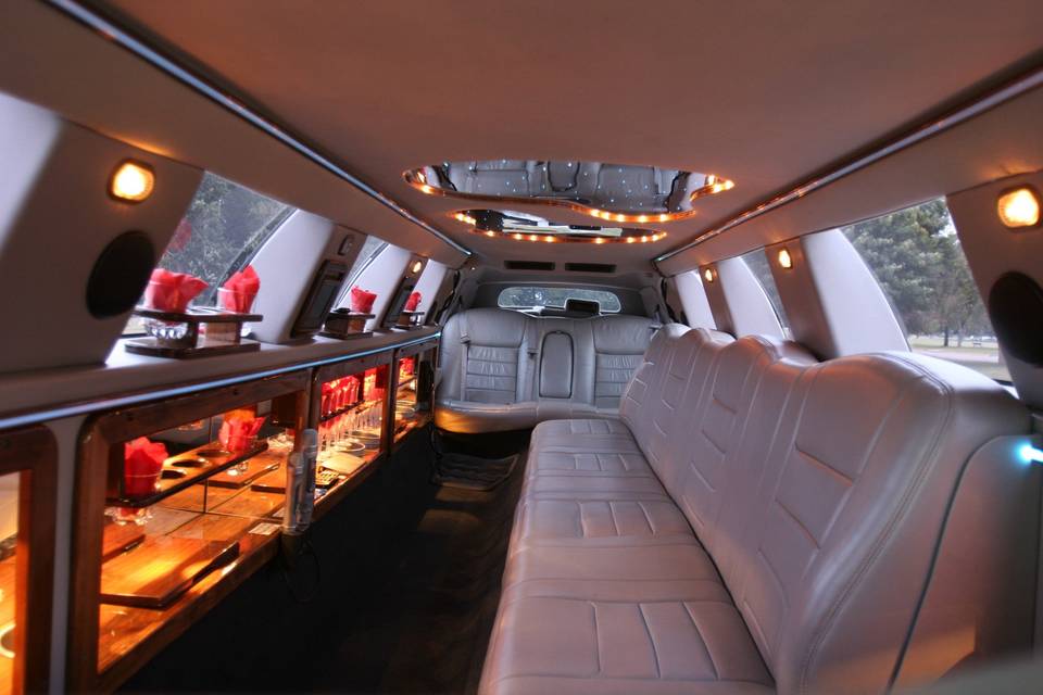 DJ Specialists & Limousines