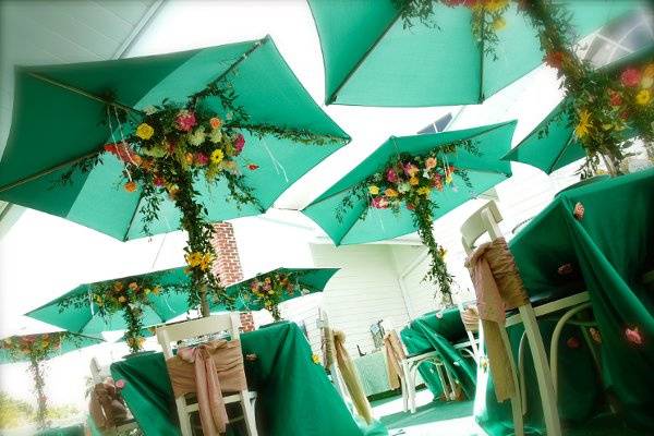 Outdoor wedding reception