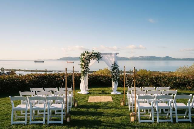 The Bluff Ceremony