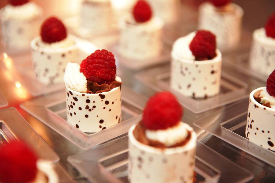 White chocolate shelled chocolate mousse withraspberry