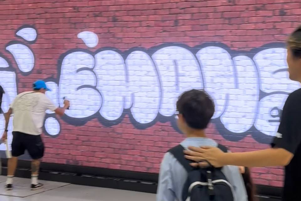 Graffiti+