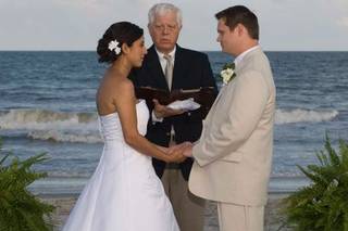 A Wedding By The Sea