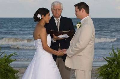 A Wedding By The Sea