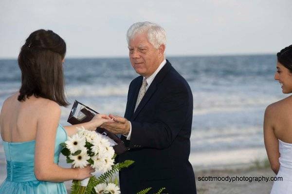 A Wedding By The Sea